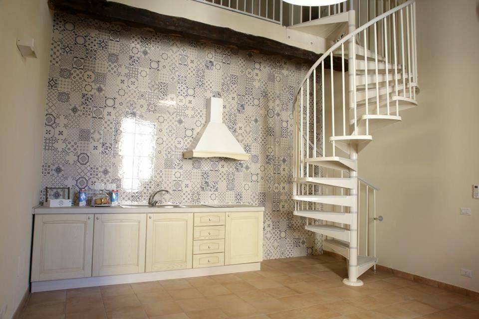 B&B Domus Purpurea Россано Экстерьер фото